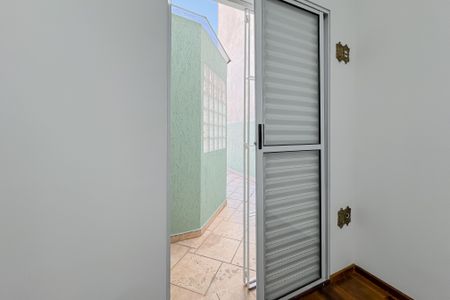Casa à venda com 597m², 5 quartos e 8 vagas Casa à venda com 597m², 5 quartos e 8 vagasVaranda da Suíte 3