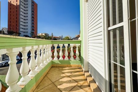 Casa à venda com 597m², 5 quartos e 8 vagas Casa à venda com 597m², 5 quartos e 8 vagasVaranda da Suíte 1
