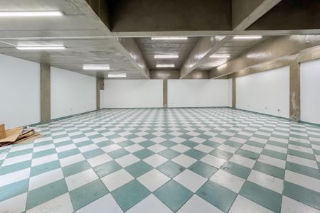 Casa à venda com 597m², 5 quartos e 8 vagas Casa à venda com 597m², 5 quartos e 8 vagasEspaço Salão de festas