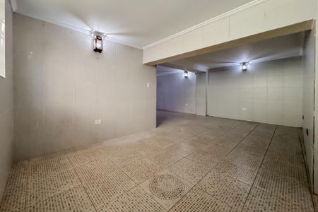 Casa à venda com 597m², 5 quartos e 8 vagas Casa à venda com 597m², 5 quartos e 8 vagasÁrea de Lazer