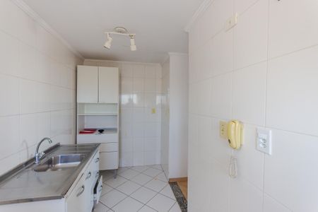 Apartamento à venda com 58m², 2 quartos e 1 vaga Apartamento à venda com 58m², 2 quartos e 1 vagaCozinha e Área de Serviço