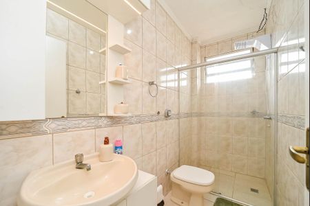 Apartamento à venda com 70m², 2 quartos e 2 vagas Apartamento à venda com 70m², 2 quartos e 2 vagasBanheiro