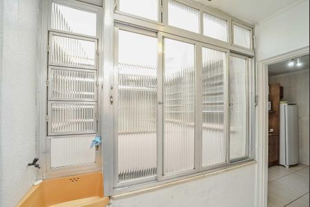 Apartamento à venda com 70m², 2 quartos e 2 vagas Apartamento à venda com 70m², 2 quartos e 2 vagasÁrea de Serviço