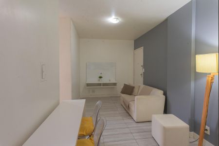 Apartamento para alugar com 53m², 1 quarto e 1 vaga Apartamento para alugar com 53m², 1 quarto e 1 vagaSala