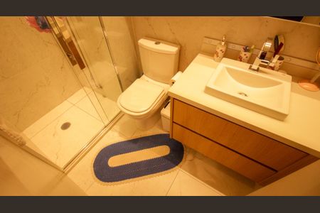 Apartamento à venda com 63m², 2 quartos e 1 vaga Apartamento à venda com 63m², 2 quartos e 1 vagaBanheiro Social