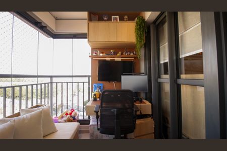 Apartamento à venda com 63m², 2 quartos e 1 vaga Apartamento à venda com 63m², 2 quartos e 1 vagaVaranda