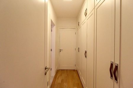 Apartamento à venda com 200m², 3 quartos e 3 vagas