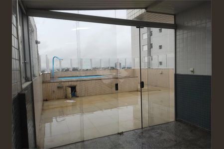 Apartamento à venda com 240m², 4 quartos e 2 vagas