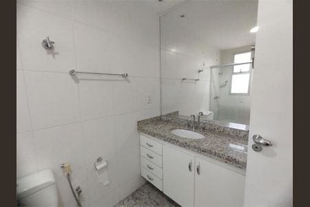 Apartamento à venda com 240m², 4 quartos e 2 vagas