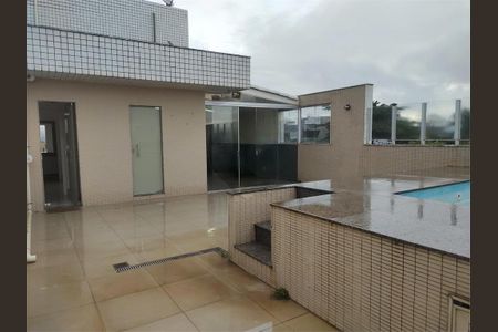 Apartamento à venda com 240m², 4 quartos e 2 vagas