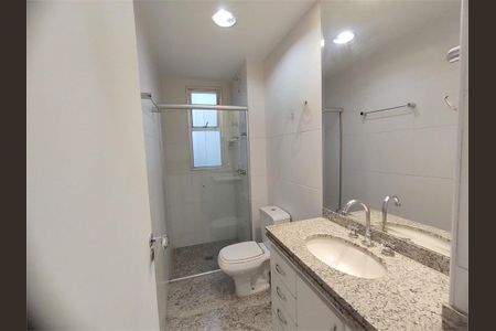 Apartamento à venda com 240m², 4 quartos e 2 vagas