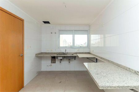 Apartamento à venda com 224m², 4 quartos e 4 vagas