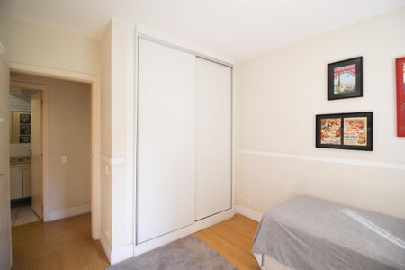 Apartamento à venda com 105m², 3 quartos e 1 vaga Apartamento à venda com 105m², 3 quartos e 1 vagaQuarto 1