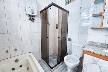 Apartamento para alugar com 75m², 2 quartos e sem vagaBanheiro da suíte