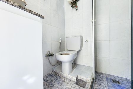 Apartamento para alugar com 75m², 2 quartos e sem vagaBanheiro