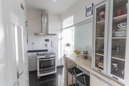 Apartamento à venda com 150m², 4 quartos e 1 vagaCozinha