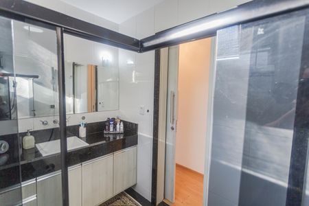 Apartamento à venda com 150m², 4 quartos e 1 vagaBanheiro Social