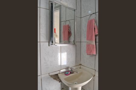 Casa à venda com 240m², 2 quartos e 2 vagas Casa à venda com 240m², 2 quartos e 2 vagasBanheiro