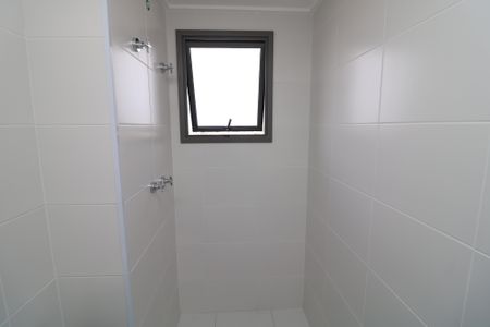 Apartamento à venda com 91m², 2 quartos e 2 vagasBanheiro da Suíte 2