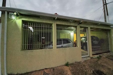 Casa à venda com 120m², 2 quartos e 3 vagas Casa à venda com 120m², 2 quartos e 3 vagasFachada do Prédio