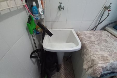 Casa à venda com 120m², 2 quartos e 3 vagas Casa à venda com 120m², 2 quartos e 3 vagasÁrea de Serviço