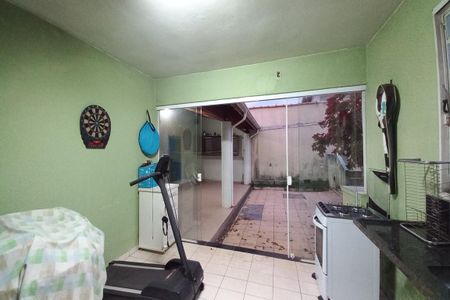 Casa à venda com 120m², 2 quartos e 3 vagas Casa à venda com 120m², 2 quartos e 3 vagasÁrea comum - Churrasqueira