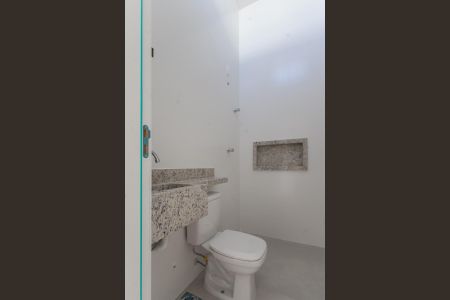 Casa à venda com 119m², 2 quartos e 1 vaga Casa à venda com 119m², 2 quartos e 1 vagaBanheiro da Suíte 1