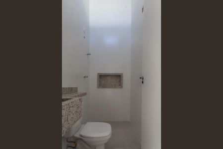 Casa à venda com 119m², 2 quartos e 1 vaga Casa à venda com 119m², 2 quartos e 1 vagaBanheiro da Suíte 1