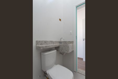 Casa à venda com 119m², 2 quartos e 1 vaga Casa à venda com 119m², 2 quartos e 1 vagaBanheiro da Suíte 2