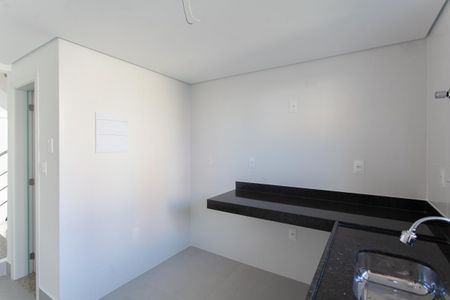 Casa à venda com 119m², 2 quartos e 1 vaga Casa à venda com 119m², 2 quartos e 1 vagaCozinha