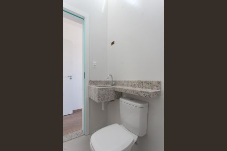 Casa à venda com 122m², 2 quartos e 1 vaga Casa à venda com 122m², 2 quartos e 1 vagaBanheiro da Suíte 2