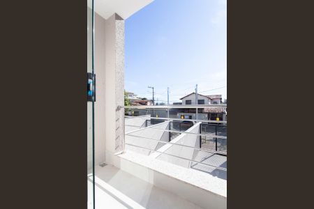 Casa à venda com 122m², 2 quartos e 1 vaga Casa à venda com 122m², 2 quartos e 1 vagaVaranda da Suíte 1