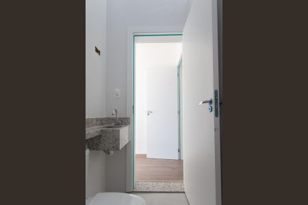 Casa à venda com 122m², 2 quartos e 1 vaga Casa à venda com 122m², 2 quartos e 1 vagaBanheiro da Suíte 1