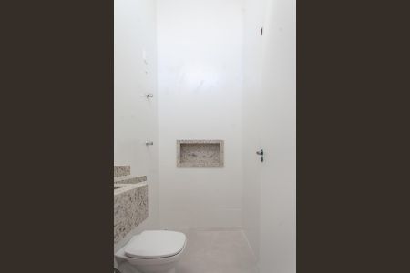 Casa à venda com 122m², 2 quartos e 1 vaga Casa à venda com 122m², 2 quartos e 1 vagaBanheiro da Suíte 2