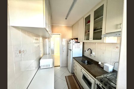 Apartamento à venda com 59m², 2 quartos e 1 vaga Apartamento à venda com 59m², 2 quartos e 1 vagaCozinha