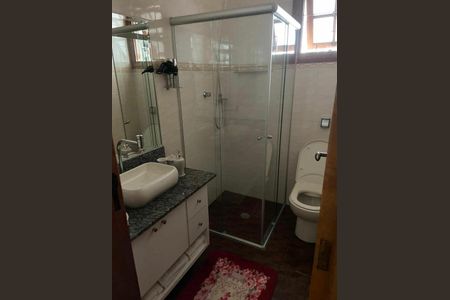 Casa à venda com 250m², 5 quartos e 2 vagas
