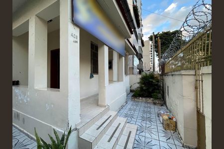Casa à venda com 286m², 3 quartos e 4 vagasQuintal