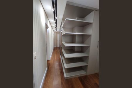 Apartamento à venda com 205m², 4 quartos e 4 vagas