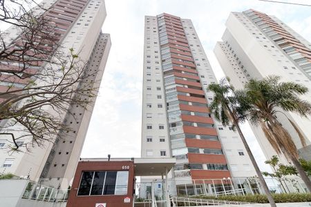 Apartamento à venda com 71m², 3 quartos e 1 vaga Apartamento à venda com 71m², 3 quartos e 1 vagaFachada
