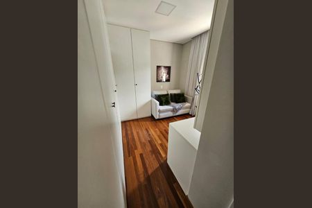 Apartamento à venda com 198m², 4 quartos e 3 vagas Apartamento à venda com 198m², 4 quartos e 3 vagasFoto 19
