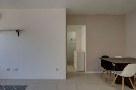 Apartamento à venda com 47m², 1 quarto e 1 vaga Apartamento à venda com 47m², 1 quarto e 1 vagaSala