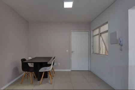 Apartamento à venda com 47m², 1 quarto e 1 vaga Apartamento à venda com 47m², 1 quarto e 1 vagaSala
