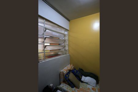 Apartamento à venda com 350m², 4 quartos e 2 vagas Apartamento à venda com 350m², 4 quartos e 2 vagasQuarto de Serviço