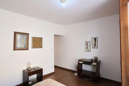 Apartamento à venda com 350m², 4 quartos e 2 vagas Apartamento à venda com 350m², 4 quartos e 2 vagasSuíte