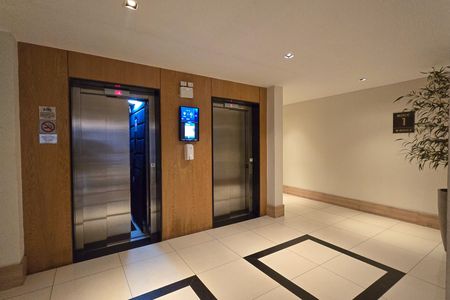 Apartamento à venda com 63m², 2 quartos e 1 vaga Apartamento à venda com 63m², 2 quartos e 1 vagaHall social