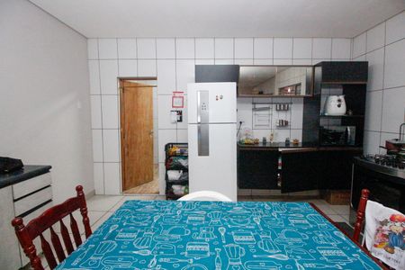 Casa à venda com 100m², 2 quartos e 3 vagasSala/Cozinha