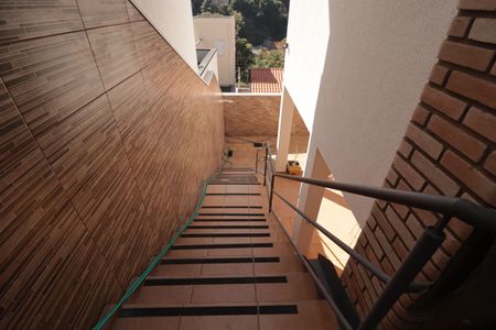 Casa à venda com 250m², 4 quartos e 3 vagasEscada