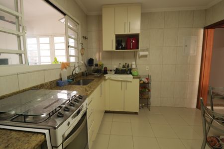 Casa à venda com 250m², 4 quartos e 3 vagasCozinha