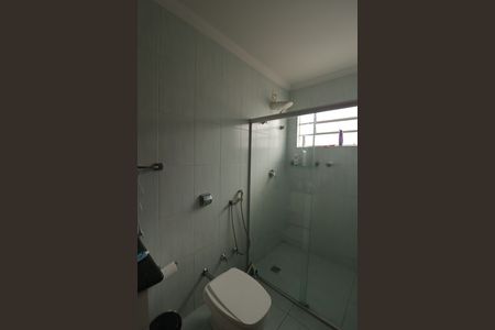 Casa à venda com 250m², 4 quartos e 3 vagasBanheiro/Suite 3