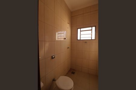 Casa à venda com 250m², 4 quartos e 3 vagasBanheiro de Serviço